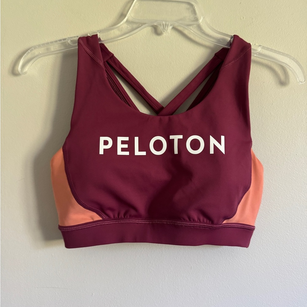 Peloton Move Mission Strappy Sports Bra Size Small Burgundy